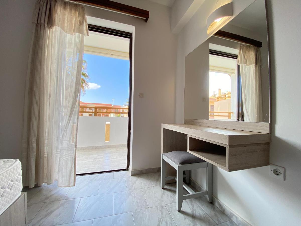 Domenica Apartments Réthymnon Extérieur photo